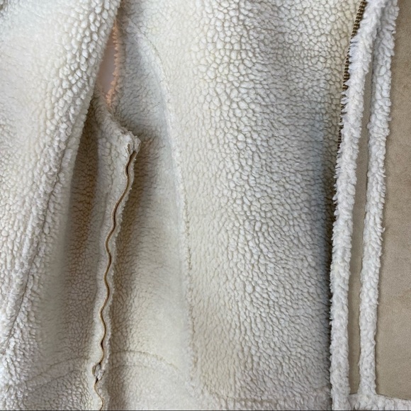 Liz Claiborne Western Sherpa Vest SZ M Faux Suede Shearling Fleece Warm Winter - Picture 6 of 12